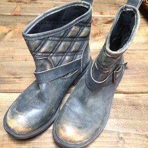 Lucky Brand Size 6 Distressed Moto Boots